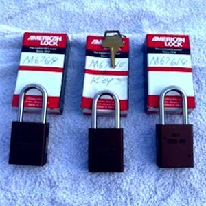 American Lock {3} Pack Padlocks With 1 1/2" Solid Aluminum Body 1 1/2" Shackle